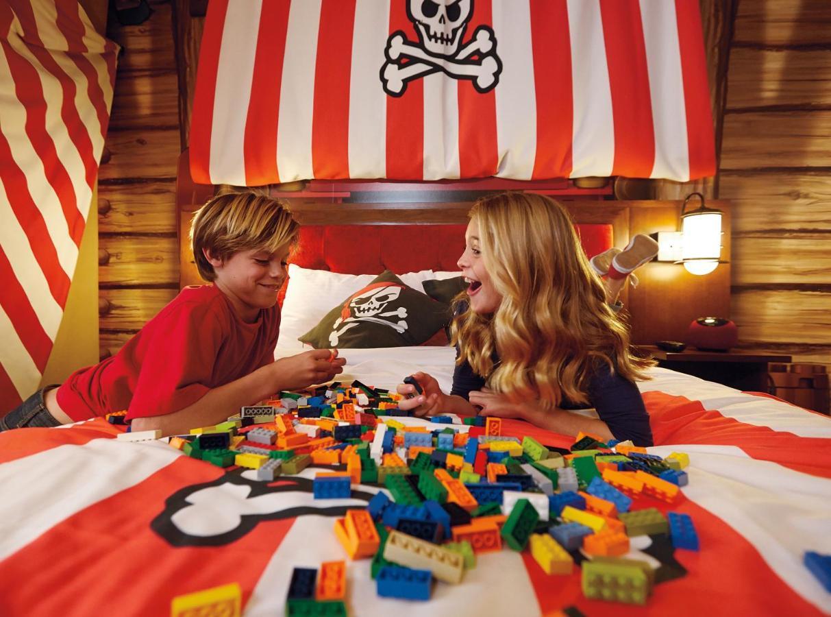 Pirate Premium Guestroom,1303077076:JPEG